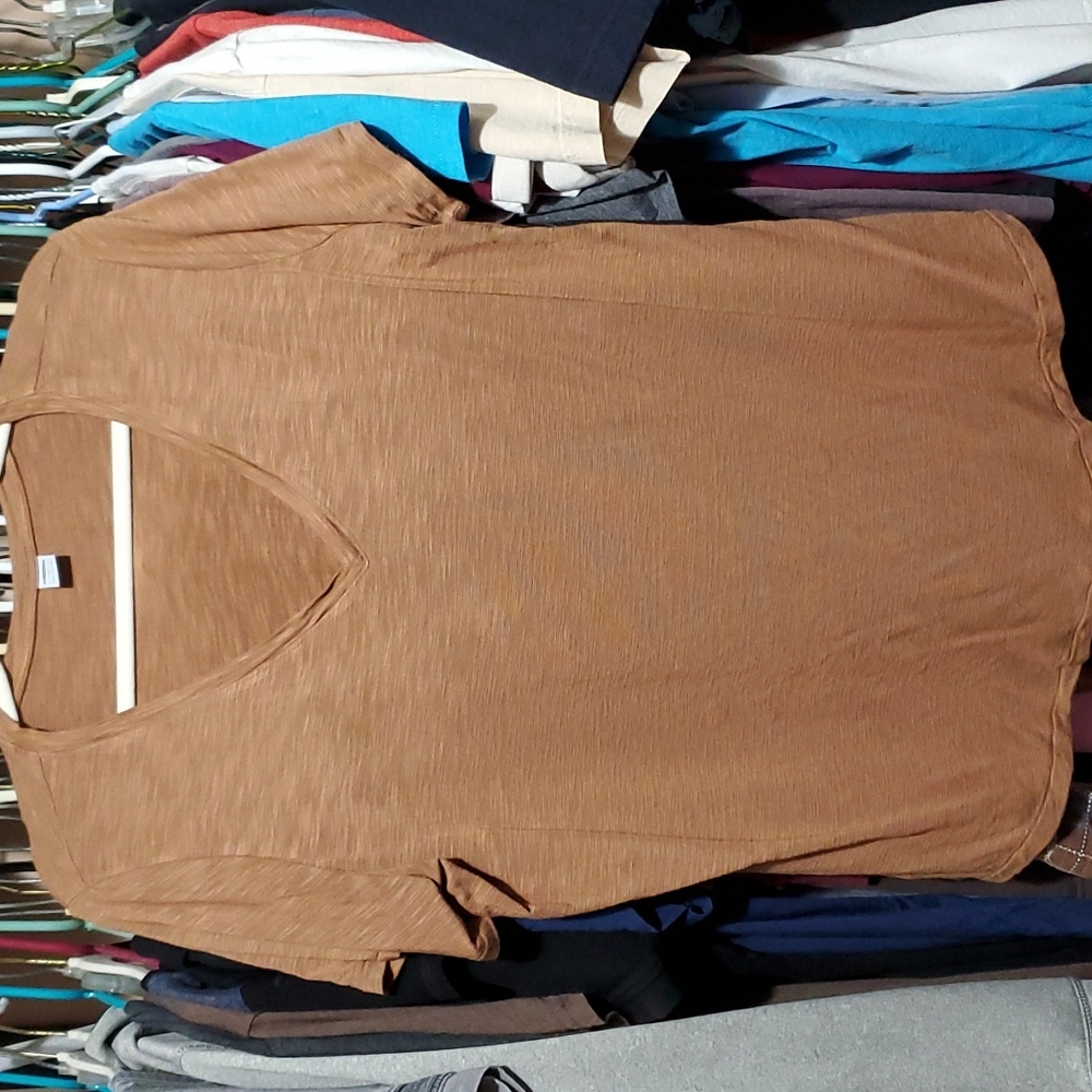 Old Navy Tee Shirt L